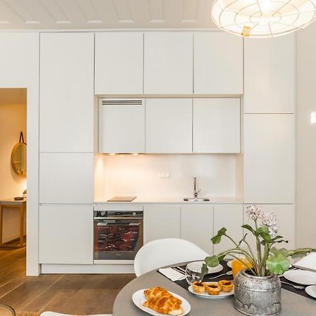 Chic Tailor Made Flat In Chiado Daire Lisboa Dış mekan fotoğraf