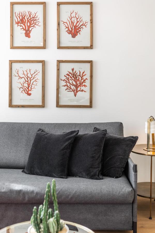 Chic Tailor Made Flat In Chiado Daire Lisboa Dış mekan fotoğraf